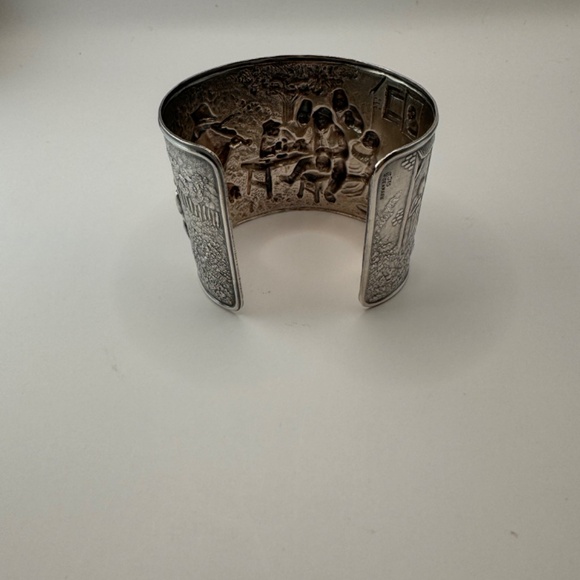 Vintage Jorgen Th Steffesen silver plated repousse cuff bracelet tavern scene. - Picture 6 of 12